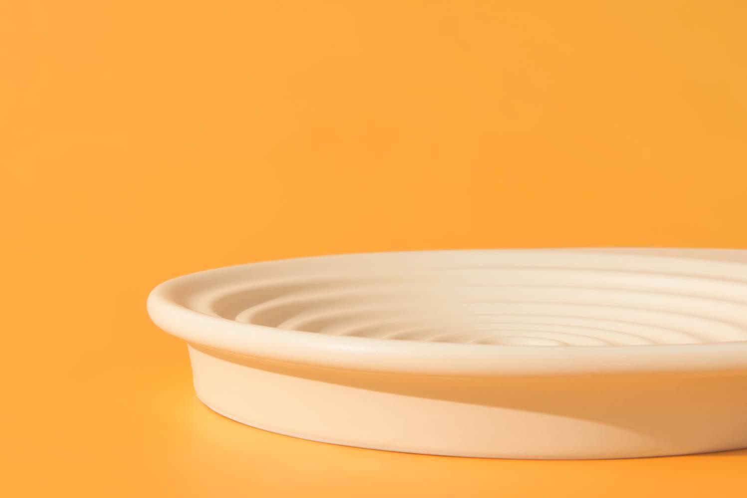 Michu Ceramic 3pcs Dinnerware Set- Raised Bowl and Plate Set for Everyday Pets Essentials