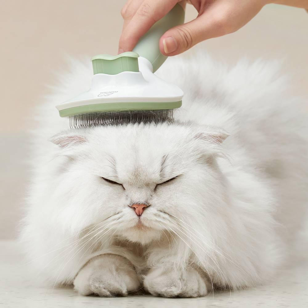 Michu Cream Pet Brush - Gentle and Effective Grooming for Dogs and Cats