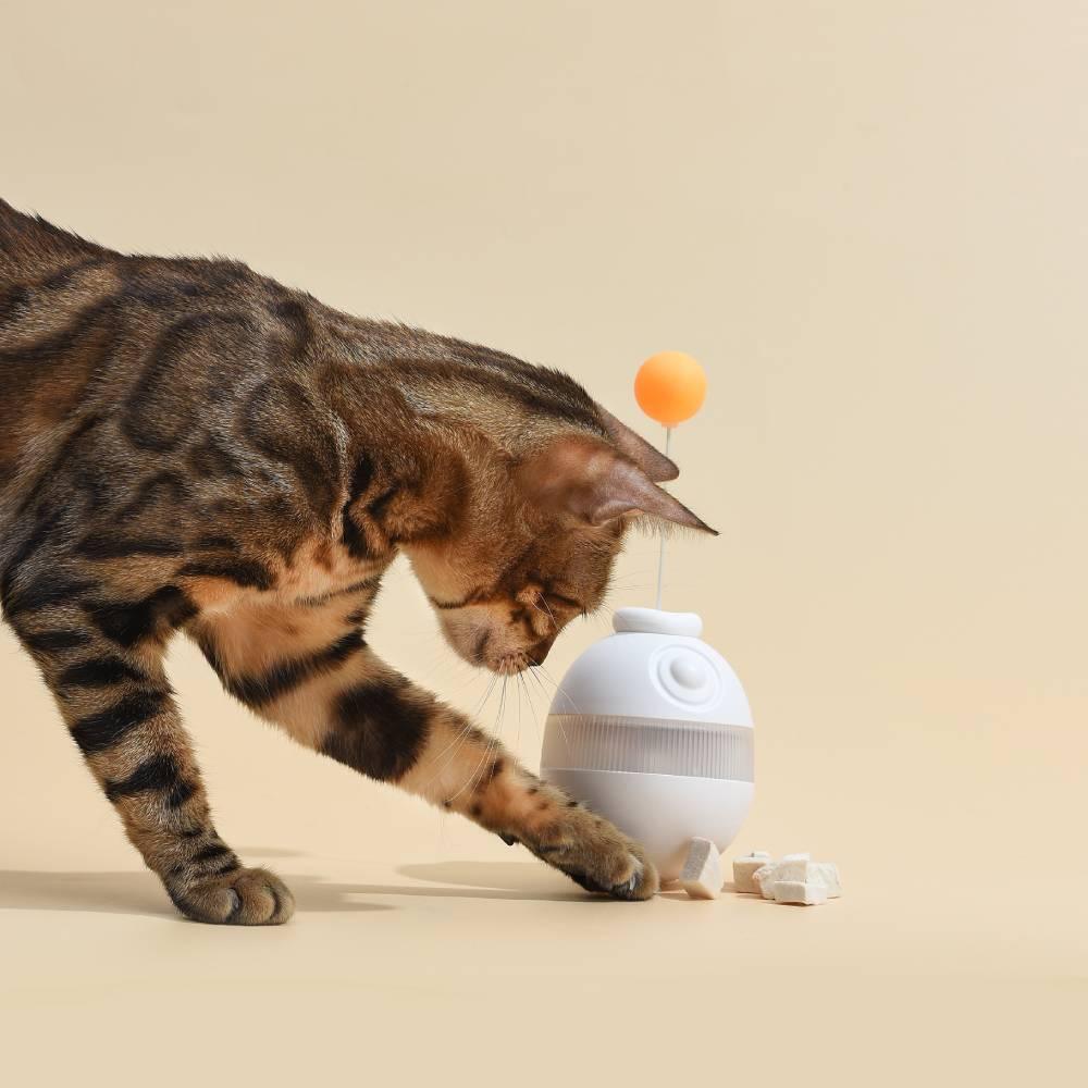 Michu Interactive Cat Treat Dispenser Tumbler Toy - Fun and Rewarding Playtime for Your Feline Friend