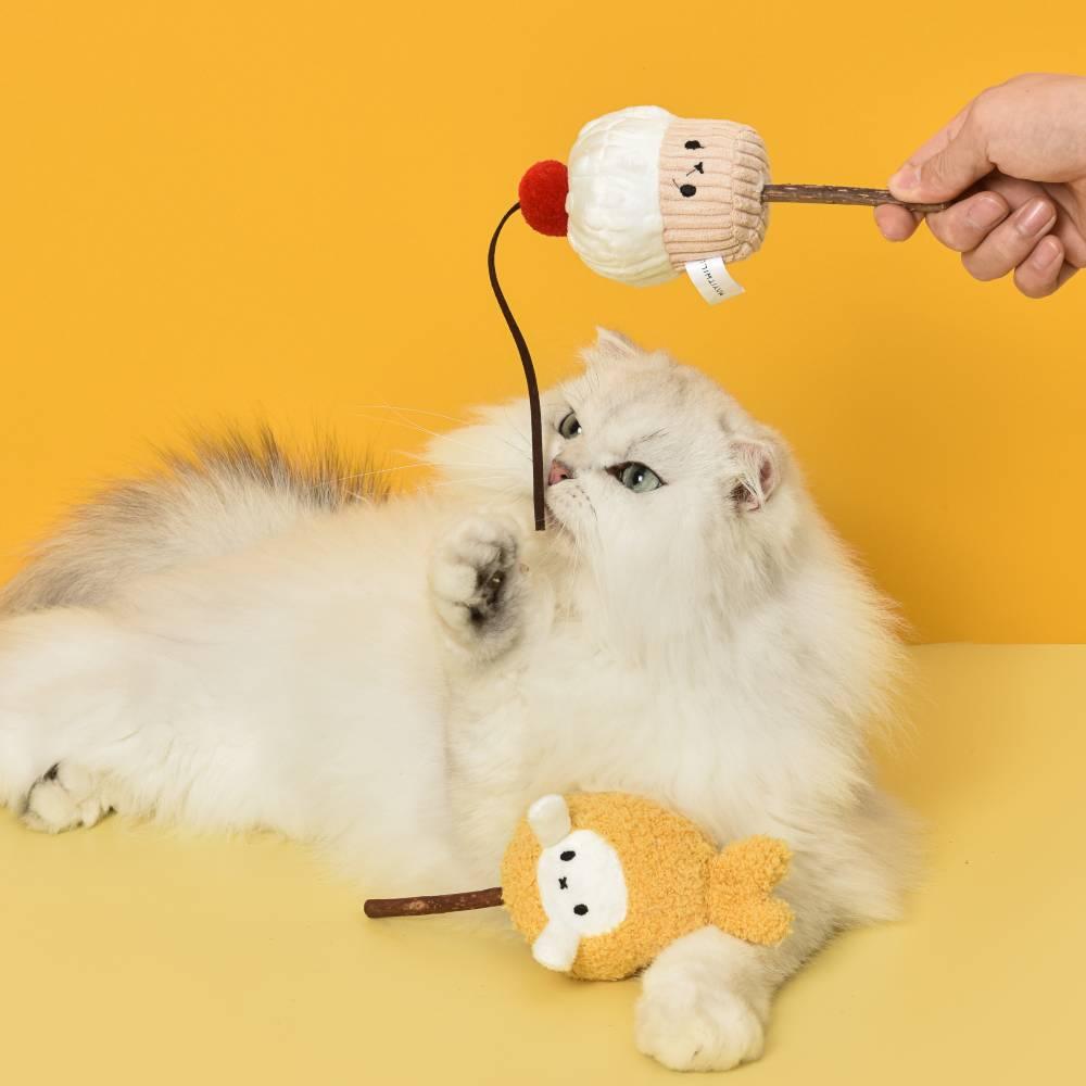 Michu Happy Tempura Little Cupcake Silver Vine Stick Cat Toy